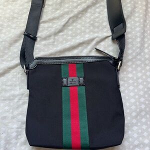 Gucci Messenger Bag Black